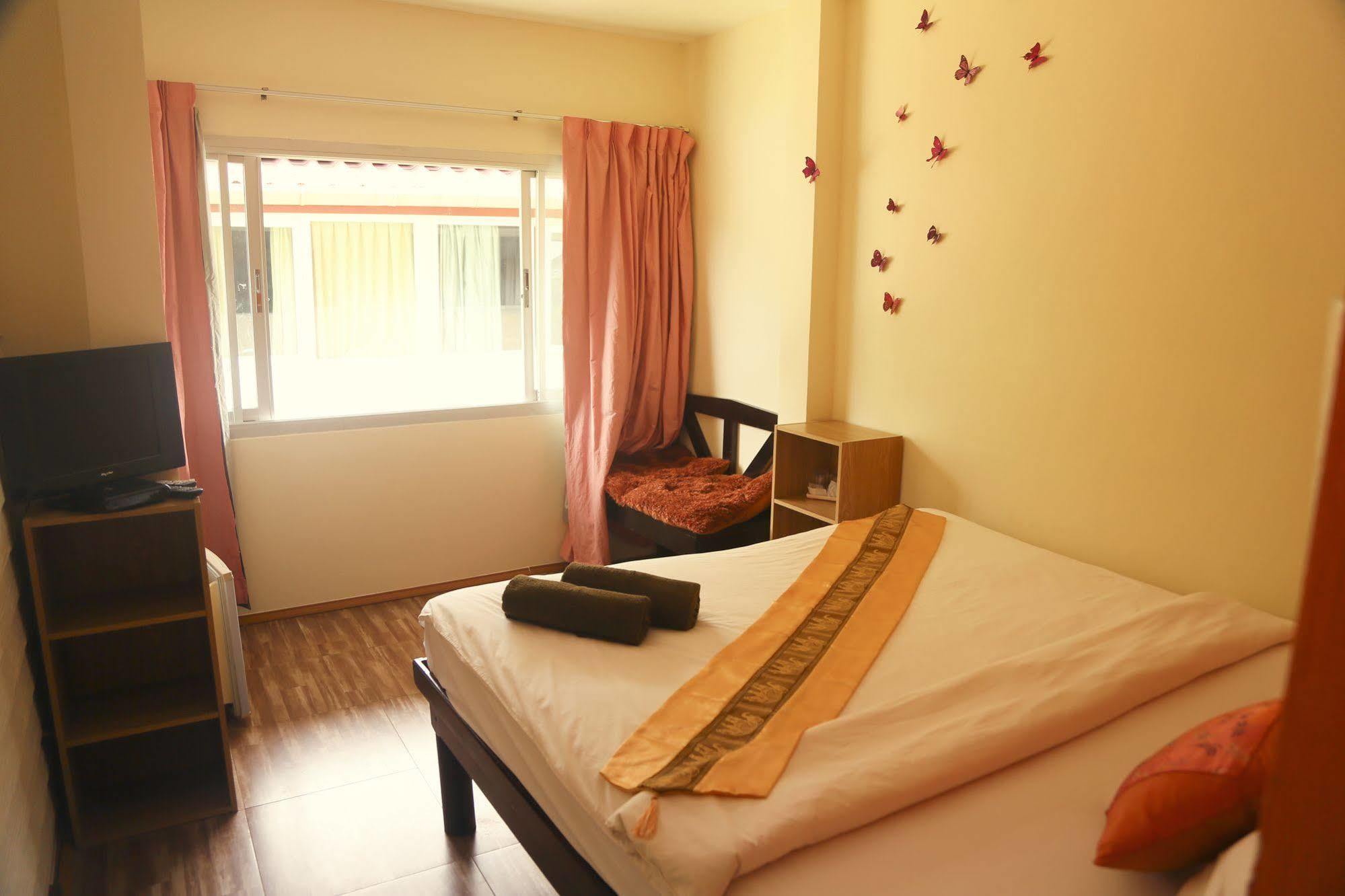 Boondaree Home Resort شاطئ كاتا المظهر الخارجي الصورة